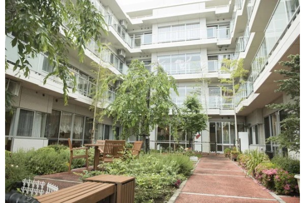 フェリオ多摩川・東京都・看護師（有料老人ホーム）