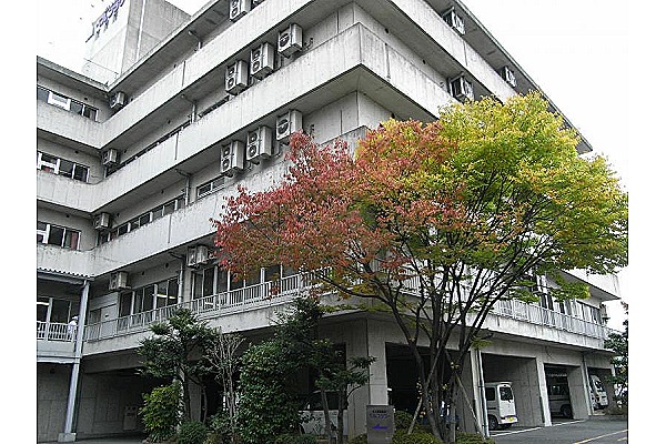 医療法人　朋愛会　介護老人保健施設　ベルフラワー・大阪府・看護師（介護老人保健施設／ケアミックス型病院）