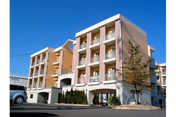 株式会社　アイケア　エリシオン薫る坂・宮崎県・看護師（介護施設）