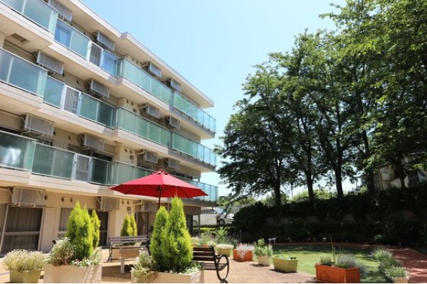 フェリオ成城・東京都・看護師（有料老人ホーム）