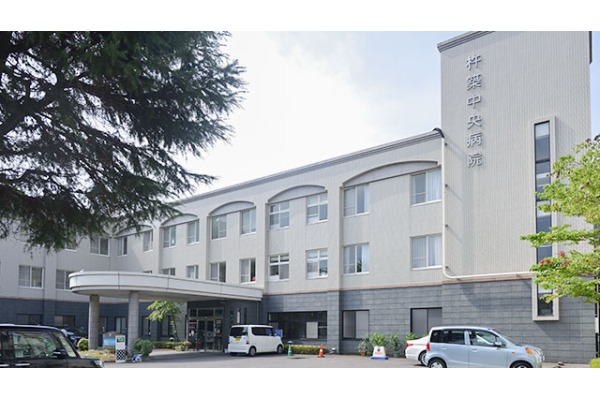 杵築中央病院・大分県・薬剤師（介護老人保健施設）