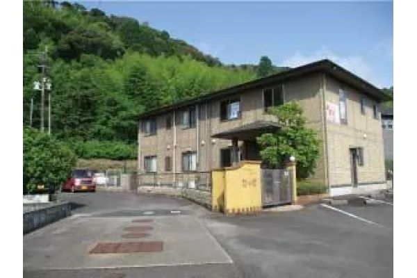 医療法人 佑志会 グループホーム花々館 郡山・鹿児島県・介護職・
