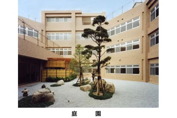 特別養護老人ホーム　さんすまいる唐原・福岡県・看護師・