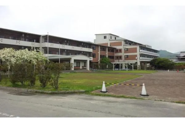 かりんの郷　社会福祉法人　優真会・香川県・看護師・