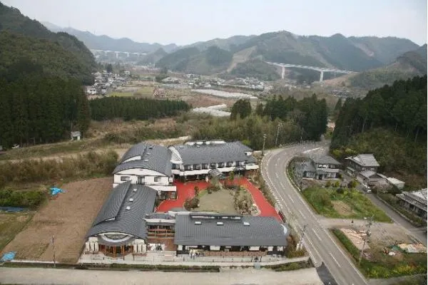 サービス付き高齢者向け住宅 みどりの郷せせらぎ・大分県・看護師・
