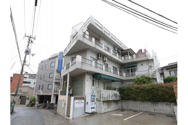 医療法人アペイロン　アルファデンタルオフィス・広島県・歯科衛生士・