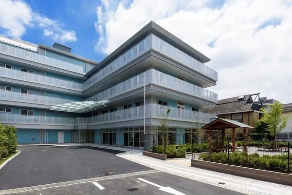 一般財団法人　多摩緑成会　緑成会整育園・東京都・看護師・