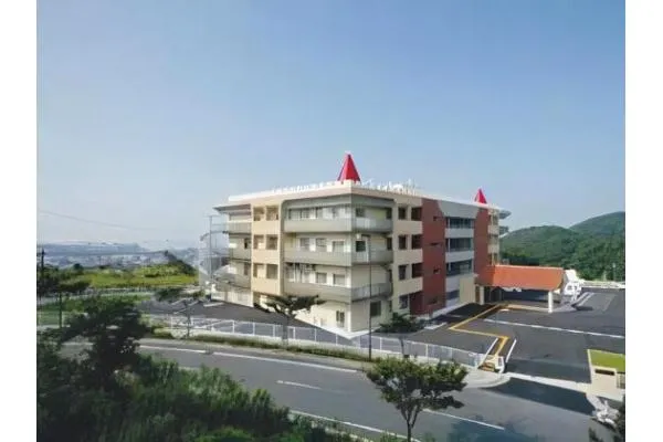 医療法人 弘愛会 介護老人保健施設 こすも・和歌山県・介護職・