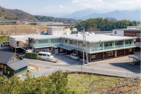 特別養護老人ホーム　梅本の里・愛媛県・介護職・