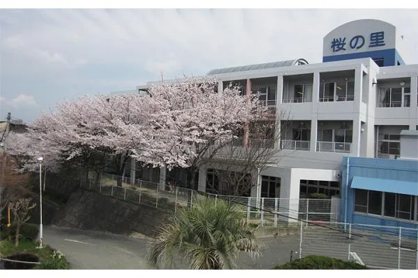 介護老人保健施設　桜の里　医療法人中山会・熊本県・看護師・