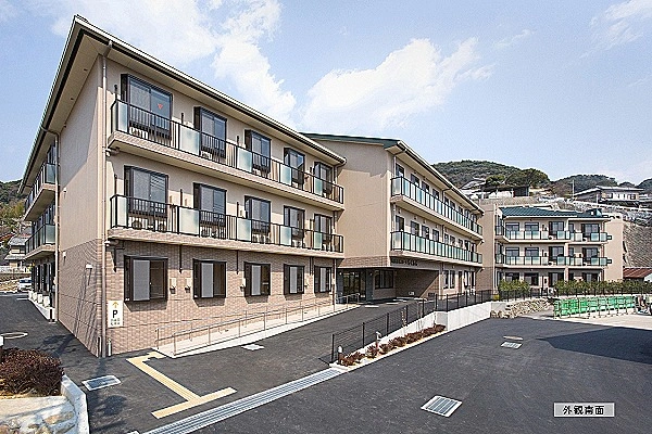 社会福祉法人　春友会　特別養護老人ホーム　もくれん・長崎県・看護師・