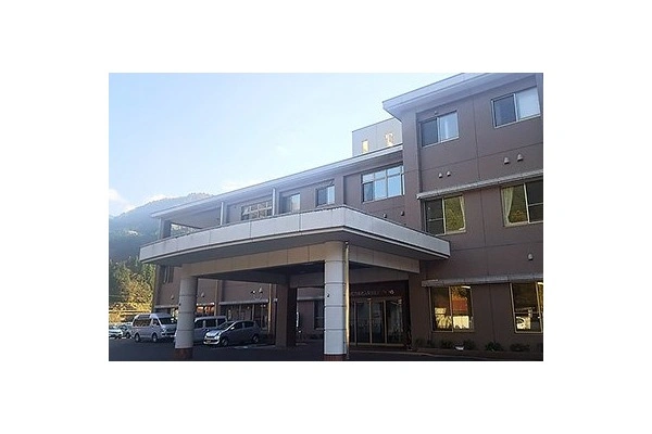 介護老人保健施設あやめ・鳥取県・看護師・