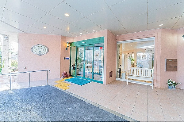 社会福祉法人　六甲鶴寿園　ケアハウスきしろ長寿の里・兵庫県・看護師・