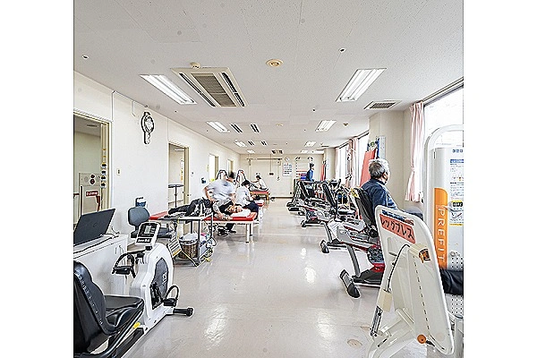 青洲会デイケアセンター・長崎県・理学療法士・