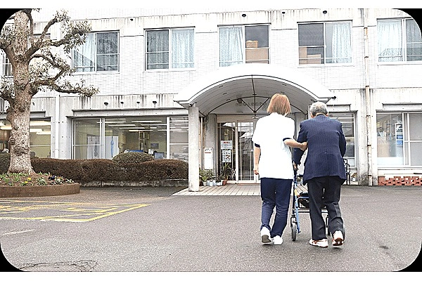 在宅強化型　介護老人保健施設名月苑　通所リハビリテーション・徳島県・介護職・