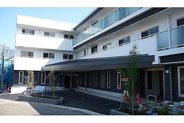 介護付き有料老人ホーム　アシステッドリビング宮前・神奈川県・介護職・