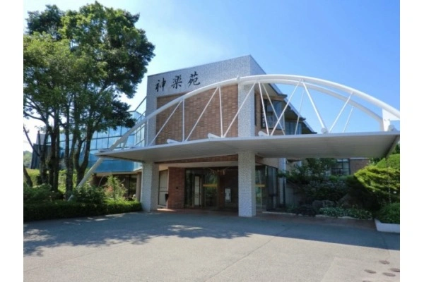 医療法人和敬会　介護医療院　神楽苑・宮崎県・介護職・