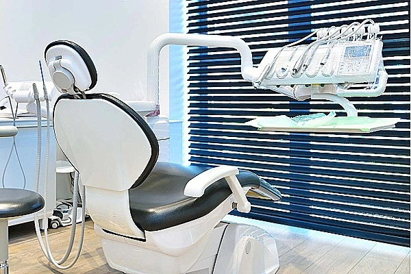 宮崎デンタルオフィス・三重県・歯科衛生士・