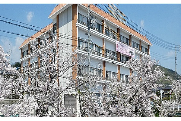 きららラポ－ル桜並木・広島県・看護師・