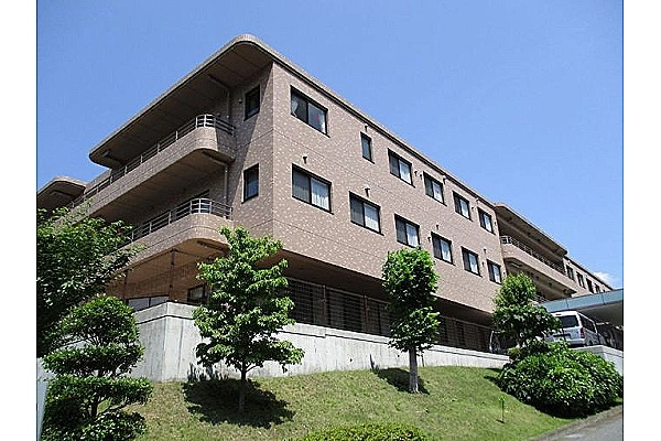 介護老人保健施設　ケアガ－デンさがみ湖・神奈川県・看護師・