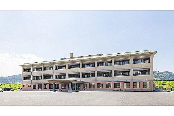 介護老人保健施設　ウェルケア　いなば・鳥取県・介護職・