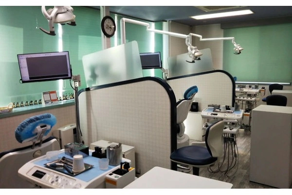 富山歯科医院・滋賀県・歯科衛生士・