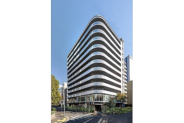 株式会社ウイーザス　ウイーザス九段・東京都・介護職・