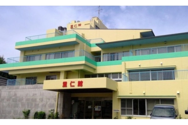 特別養護老人ホーム　里仁館・大阪府・介護職・