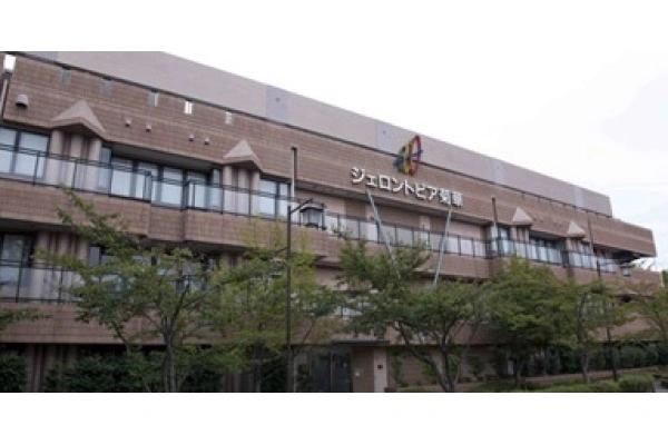 介護老人保健施設ジェロントピア菊華・東京都・看護師・