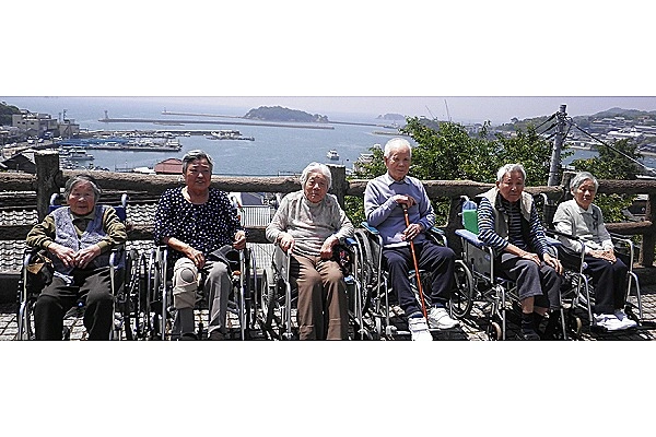 特別養護老人ホーム　鳥還荘・広島県・介護職・