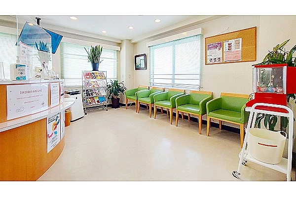 三愛歯科・大阪府・歯科衛生士・