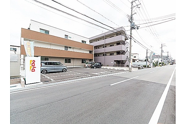 サービス付き高齢者向け住宅　一休伊丹・兵庫県・介護職・