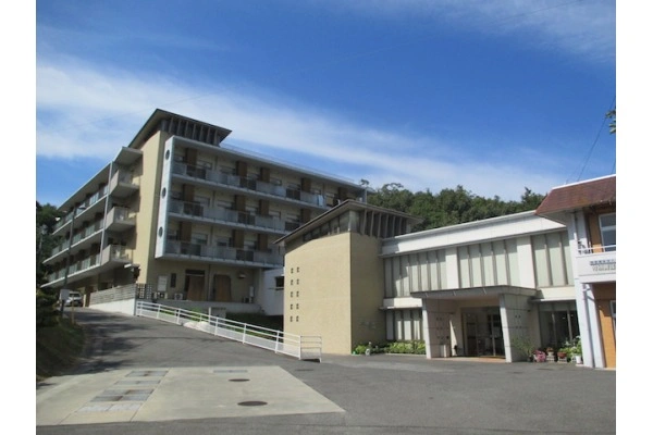 老人ホーム白滝園・広島県・看護師・