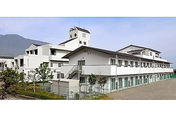 医療法人　豊生会　介護老人保健施設　でぃあほうむ吉野・奈良県・介護職・