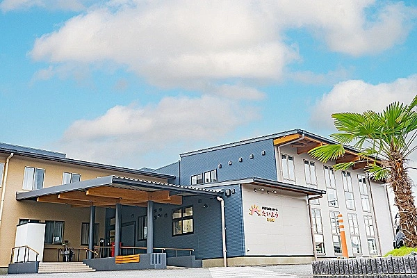 社会福祉法人福祉松快園　介護老人保健施設　友和松快園・福岡県・介護職・