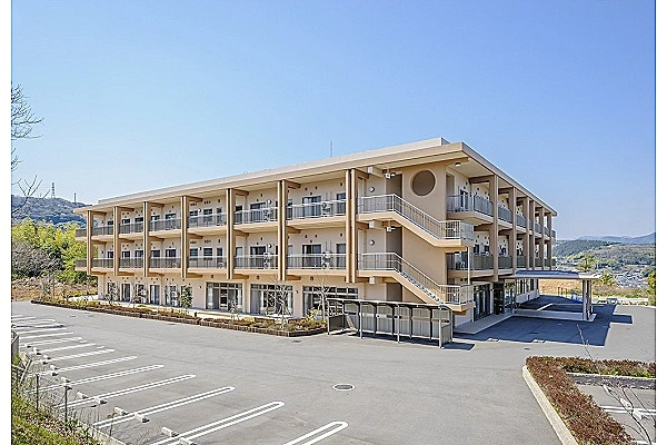 社会福祉法人　ふるさと自然村　特別養護老人ホームふるさとの丘・高知県・看護師・