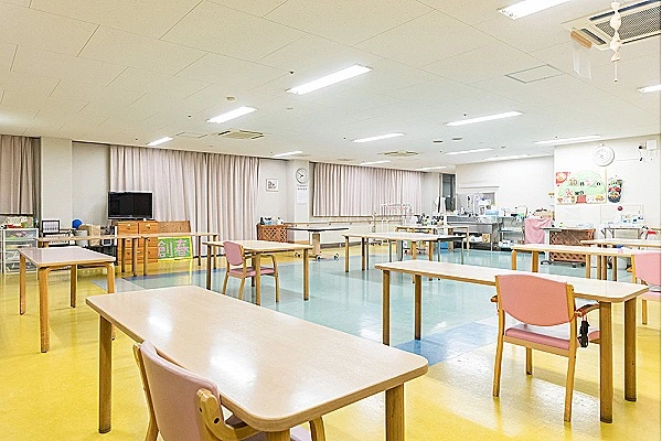 介護老人保健施設　創春館・群馬県・理学療法士・