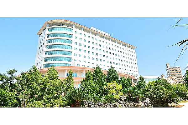 特別養護老人ホーム　おもと園・沖縄県・看護師・