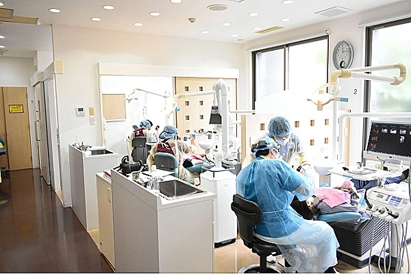 医療法人　辻　歯科医院・島根県・歯科医師・