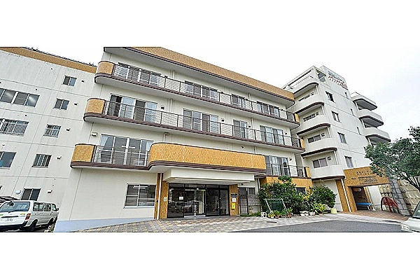 老人保健施設　笠岡すみれ苑・岡山県・看護師・