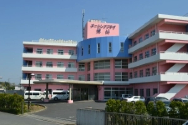 医療法人社団愛友会　介護老人保健施設ナーシングプラザ流山・千葉県・社会福祉士・