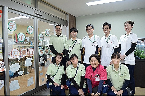 デイサービス　刀根山美豊苑・大阪府・介護職・