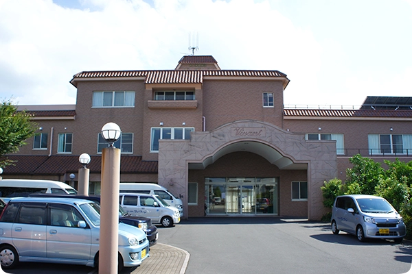 医療法人社団　三恵会　介護老人保健施設　ヴィヴァン・香川県・介護職・