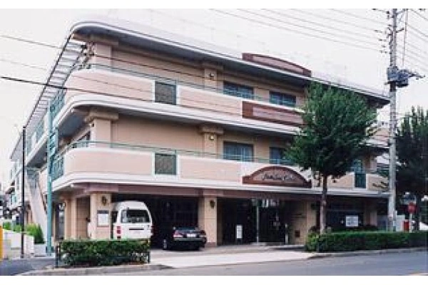 医療法人　互生会　介護老人保健施設ファミリート府中・東京都・介護職・