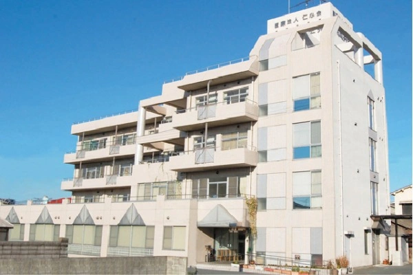 医療法人　仁心会　老人保健施設　昭和町共生苑・山口県・介護職・