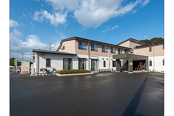 医療法人和同会　老健施設　山口幸楽苑・山口県・介護職・