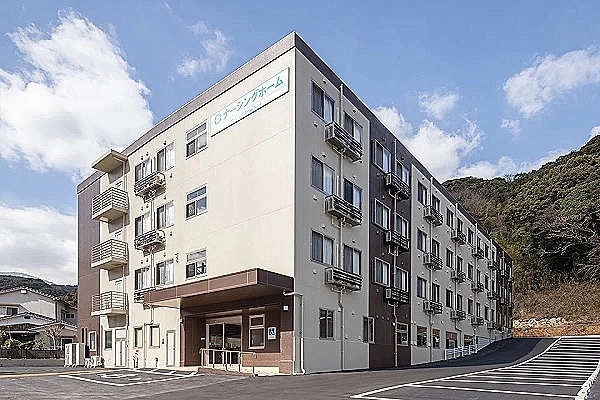介護老人保健施設　やまなみ苑・大分県・介護職・