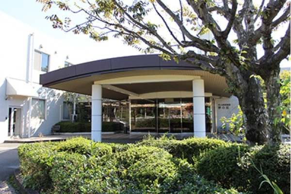 社会福祉法人ガジュマル　介護老人保健施設アザレア・佐賀県・理学療法士・