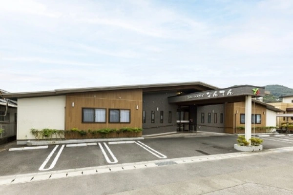 医療法人　伸和会　ショートステイ　なんてん・熊本県・看護師・