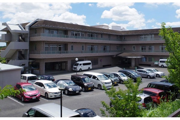 医療法人社団白寿会　介護老人保健施設青葉の丘・神奈川県・理学療法士・